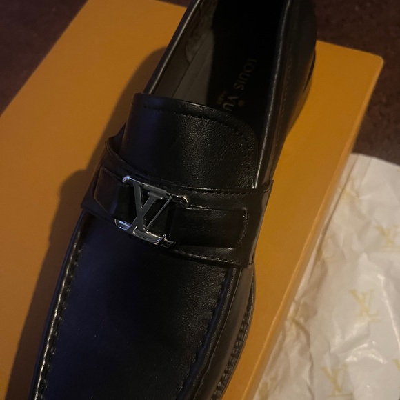 Louis Vuitton Loafers / Belt - Picture 2 of 12